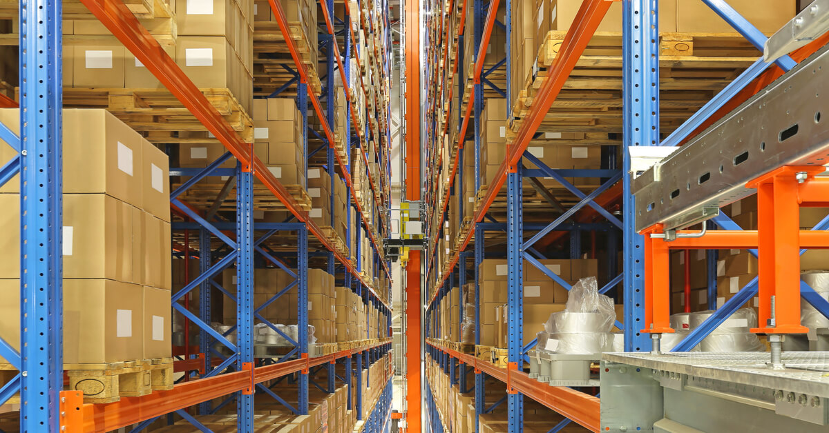 Magazzino automatico a trasloelevatore: quanto costa e quando prenderlo in considerazione